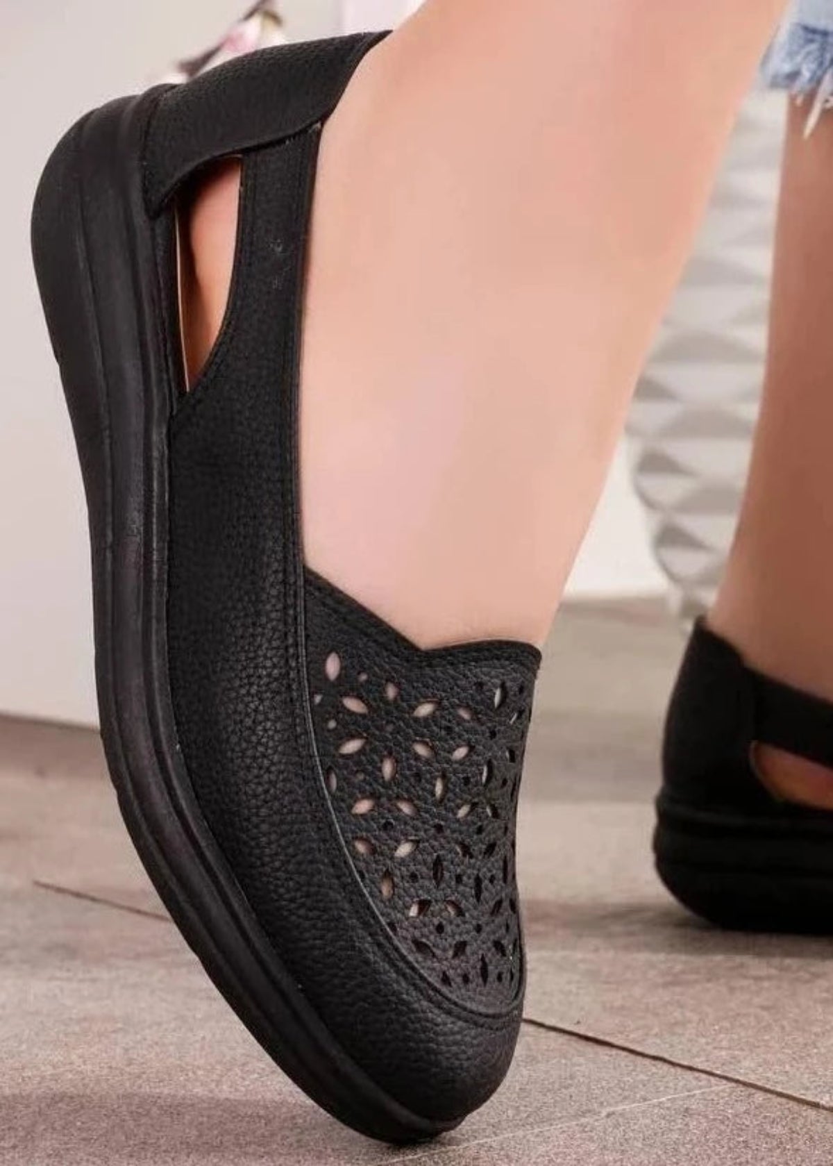 Flat shoe with medical soler-m101