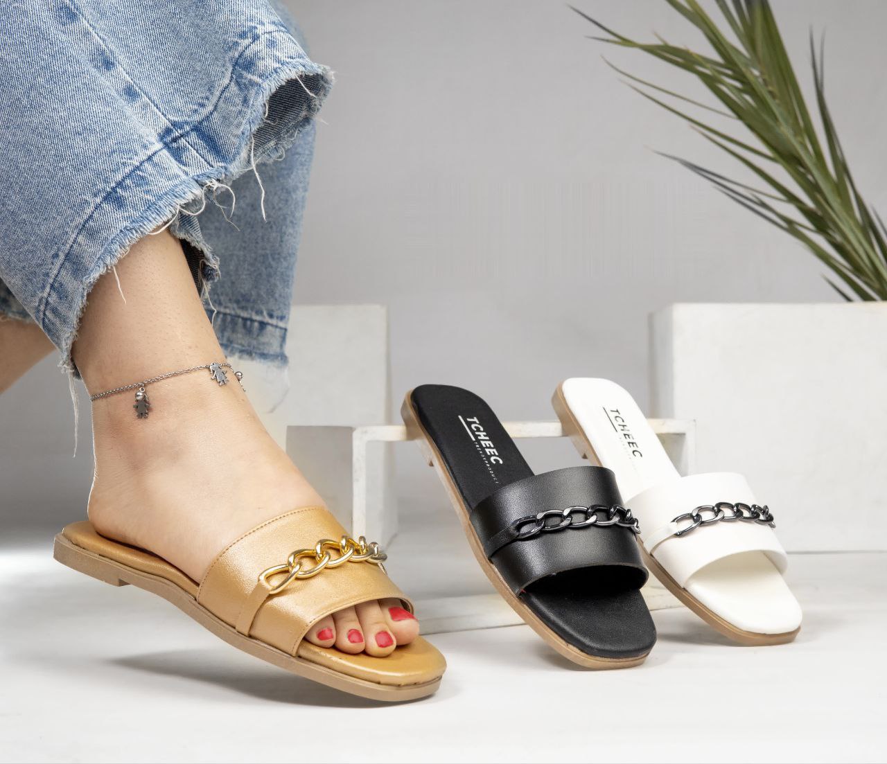 Chic Chain slipper-413