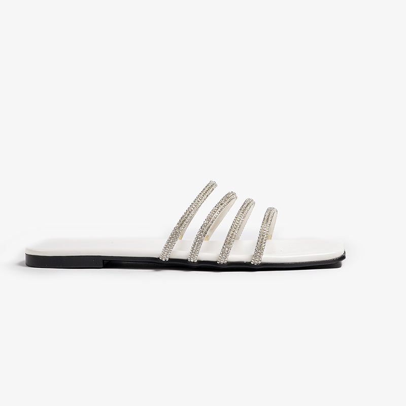 Slipper flat with 4 shiny belts-212