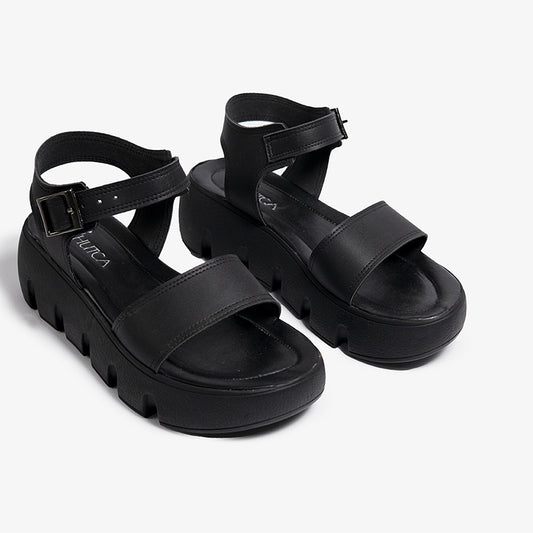 High heeled sandals in leather-211