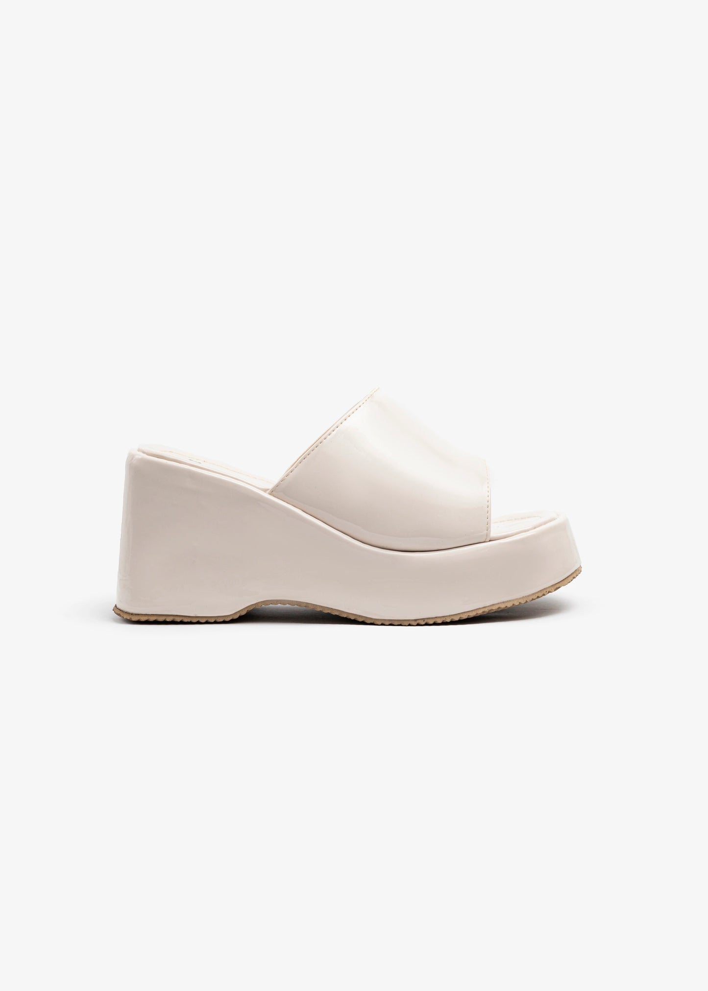 Modern shiny slipper-608