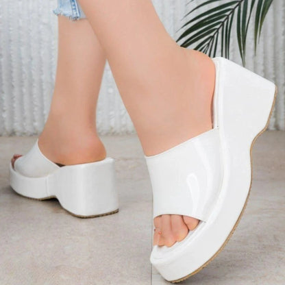 Modern shiny slipper-608