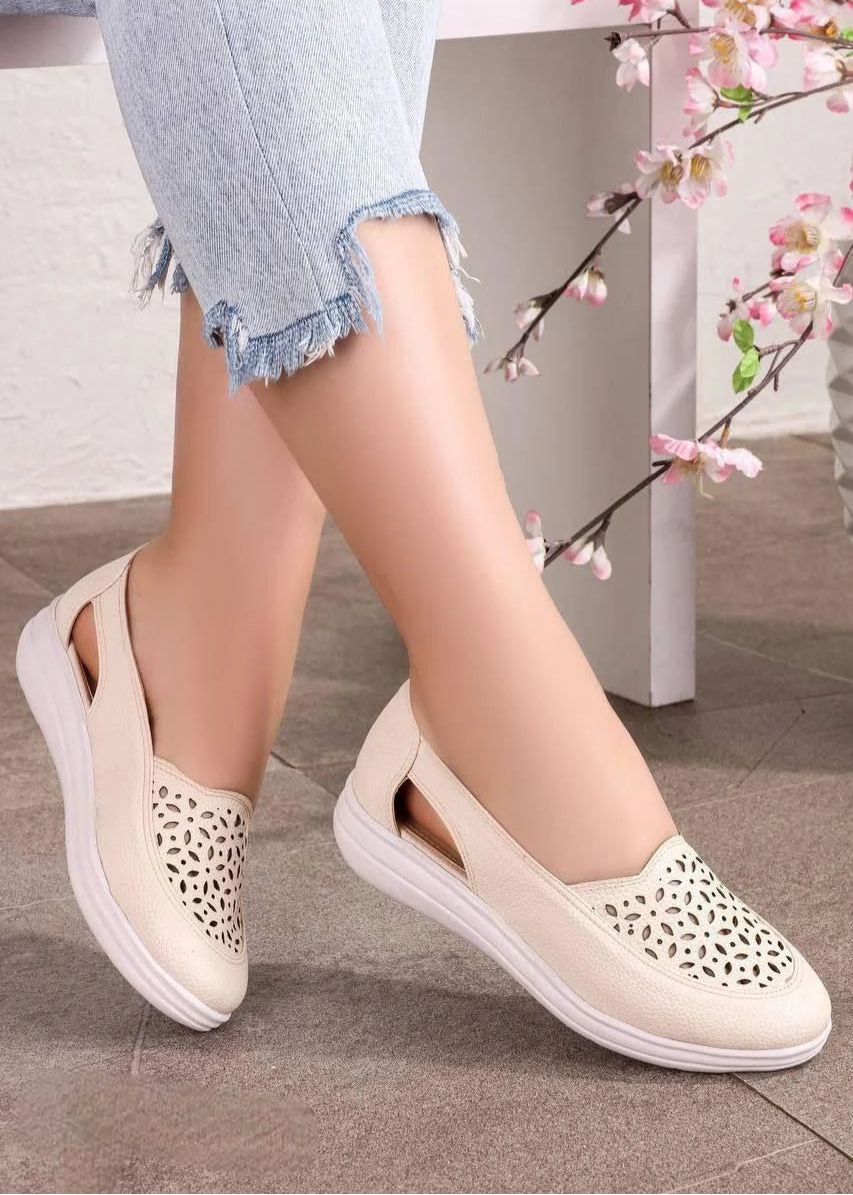 Flat shoe with medical soler-m101