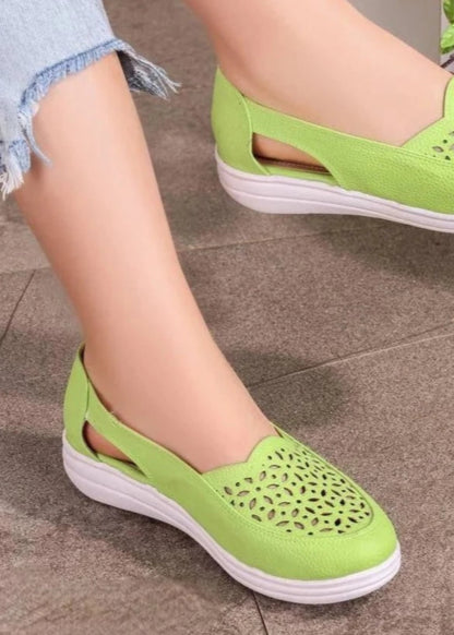 Flat shoe with medical soler-m101