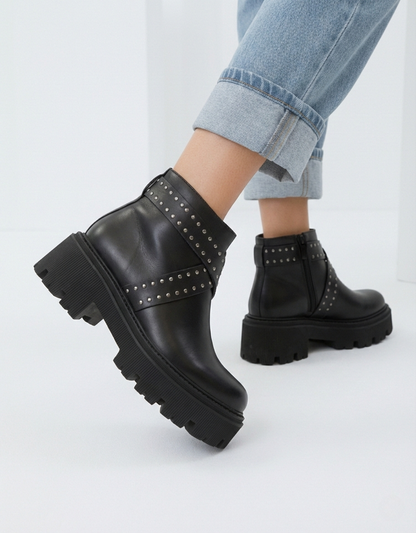 Studded Leather Platform Boots-006