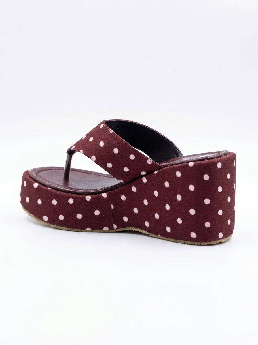 Modern Turkish Toe-Post Wedge Slipper