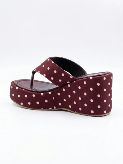 Modern Turkish Toe-Post Wedge Slipper