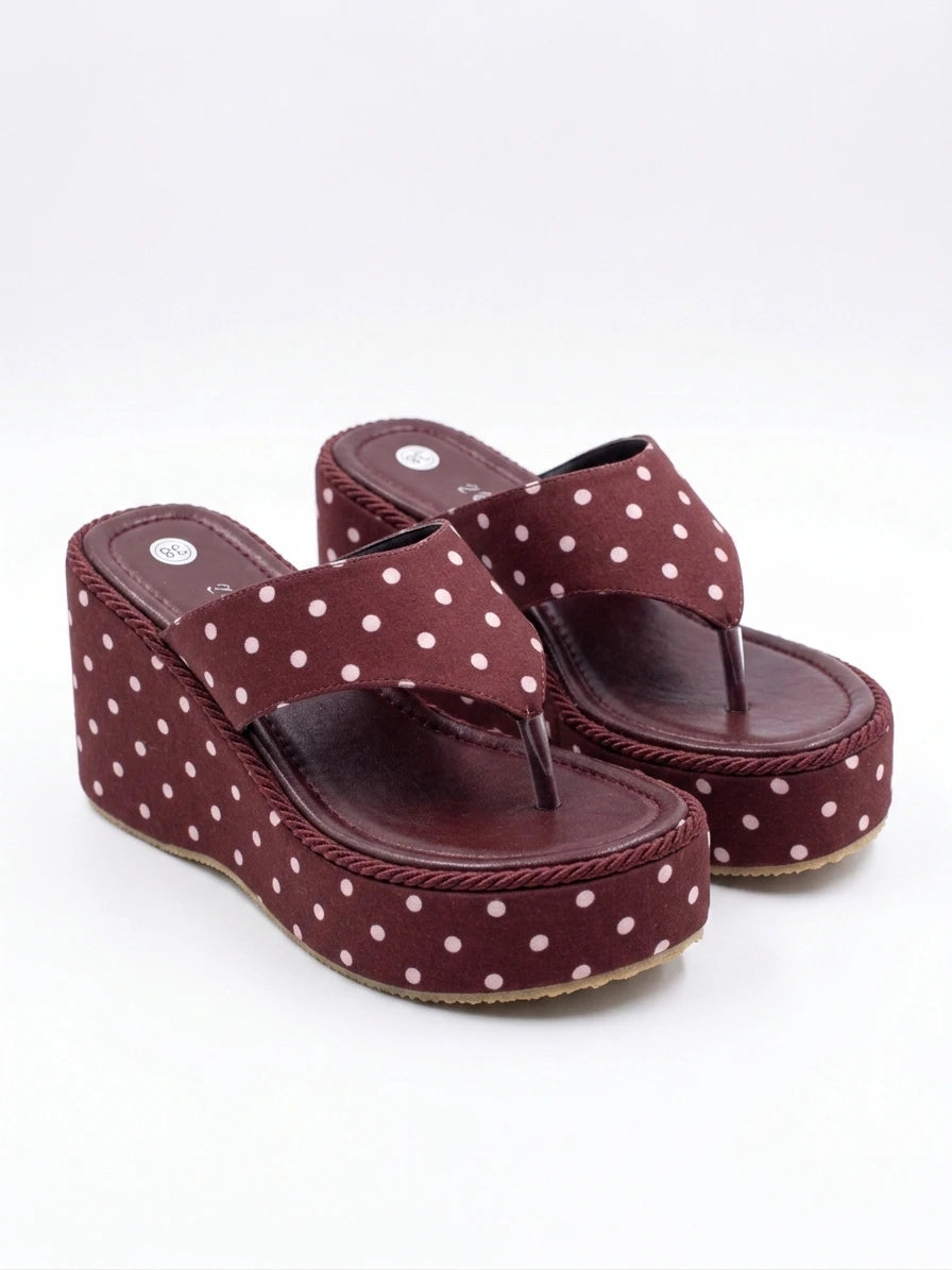 Modern Turkish Toe-Post Wedge Slipper