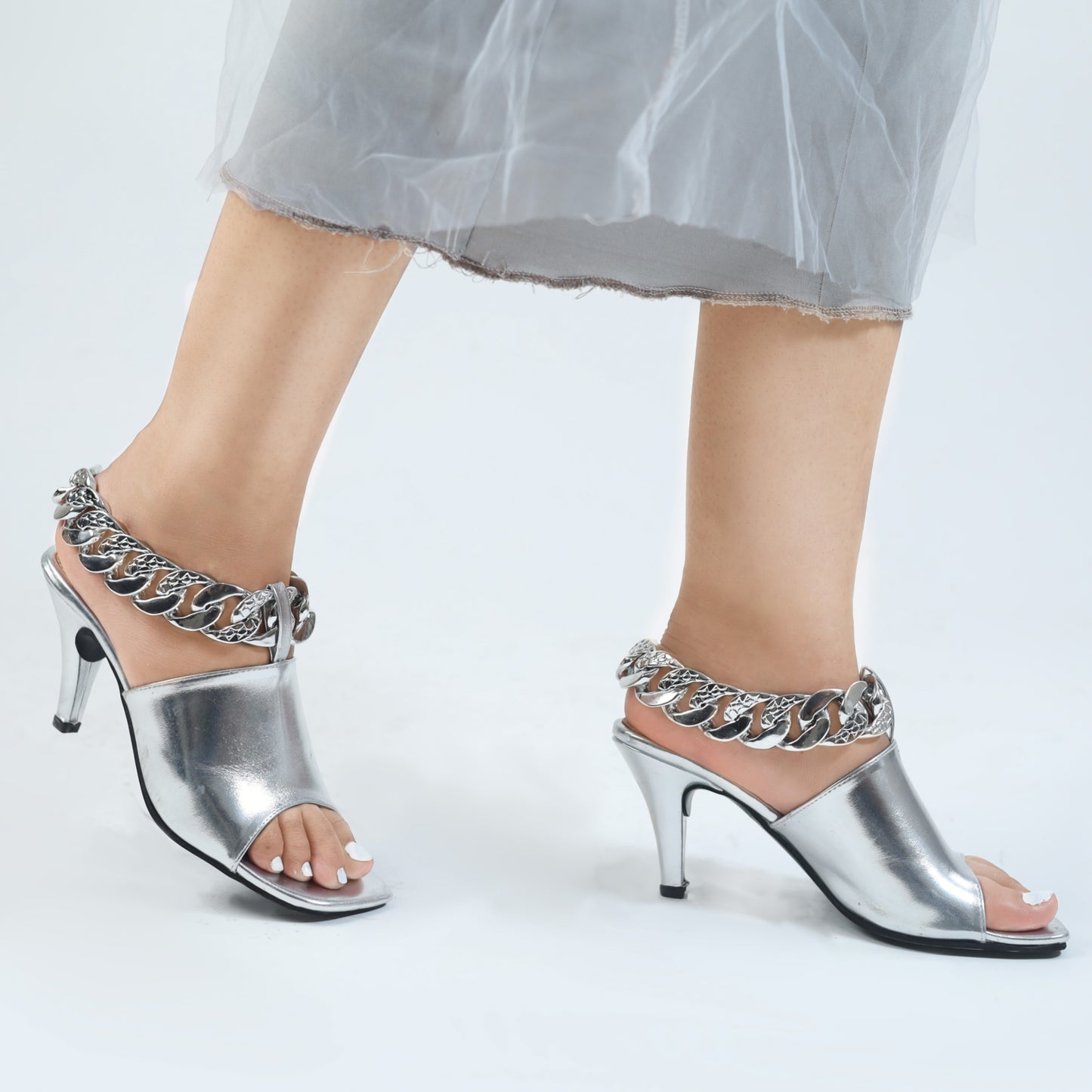 Heels sandals with accessory strap-999