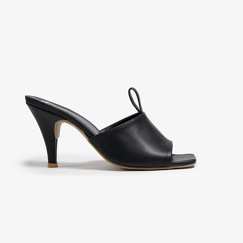 Heels sandals with accessory strap-999