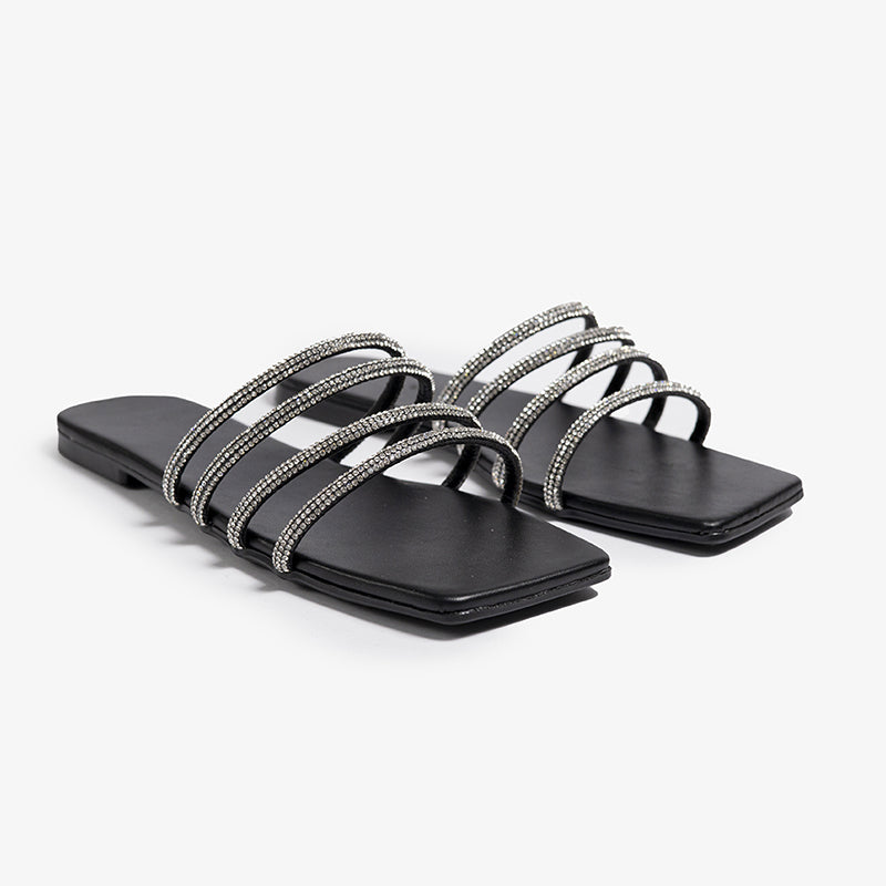 Slipper flat with 4 shiny belts-212