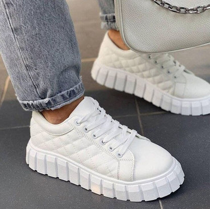 Women's sports shoes-2400